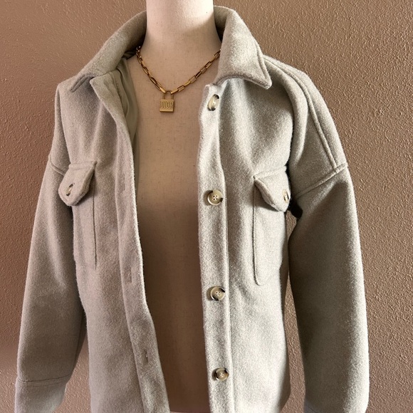 🎈SOLD🎈Light sage wool coat - Picture 8 of 8